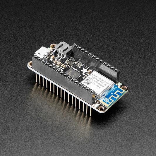 Zusammengebautes Adafruit Feather M0 WiFi mit Stacking-Headern, 3044
