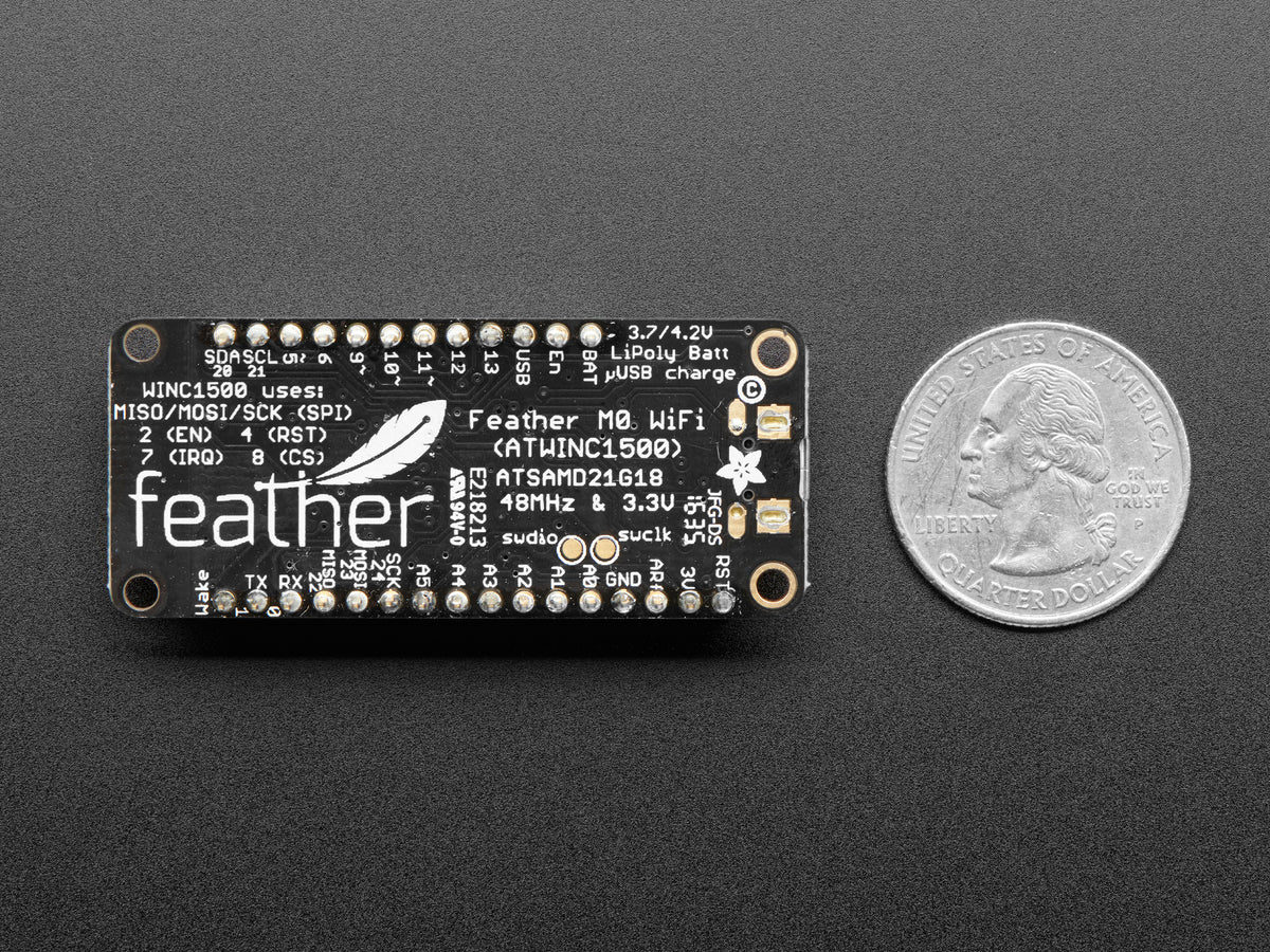 Zusammengebautes Adafruit Feather M0 WiFi mit Stacking-Headern, 3044
