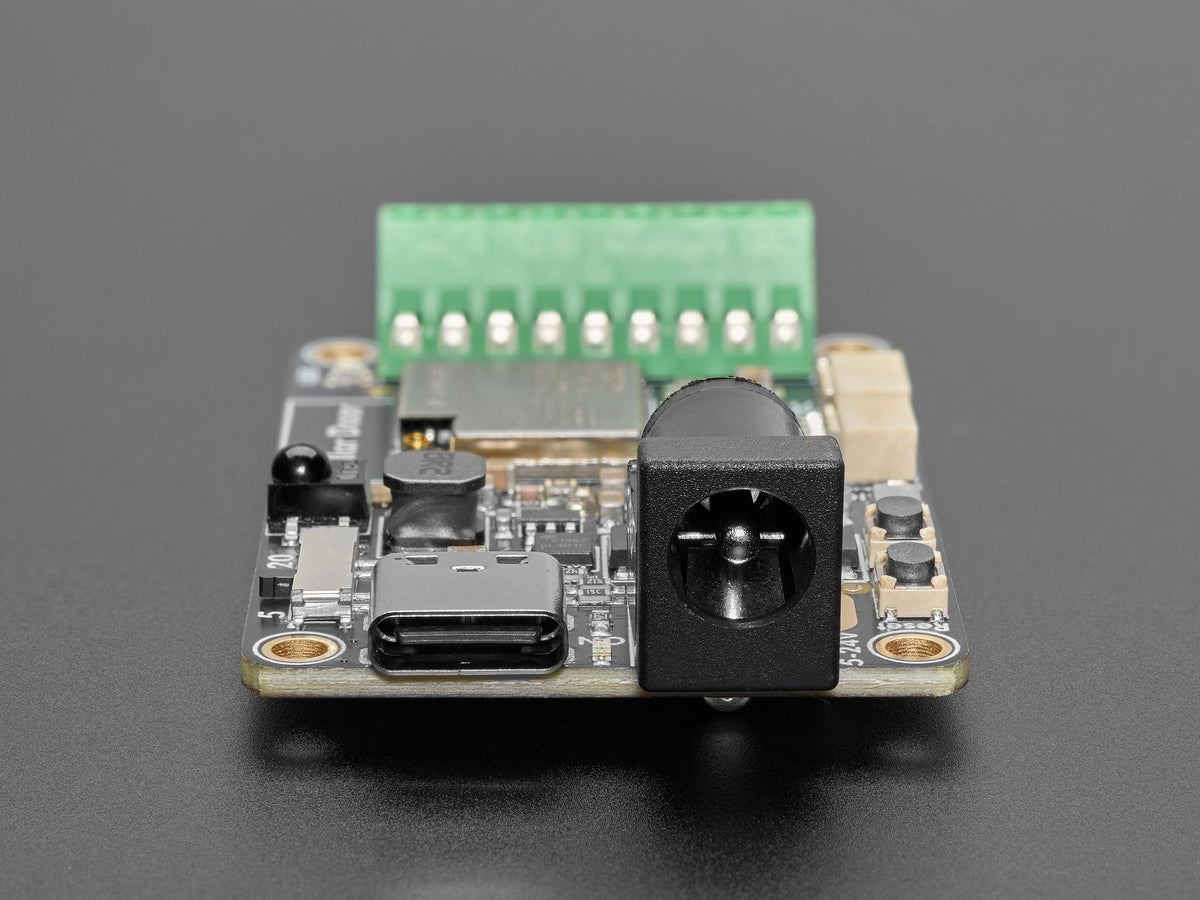 Adafruit Sparkle Motion – All‑in‑One WLED‑ und xLights‑Board, 6100