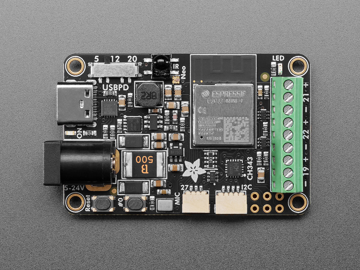 Adafruit Sparkle Motion – All‑in‑One WLED‑ und xLights‑Board