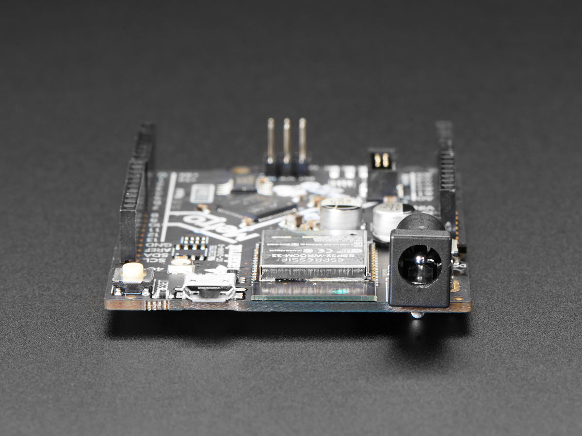 Adafruit Metro M4 Express AirLift (WiFi), Lite