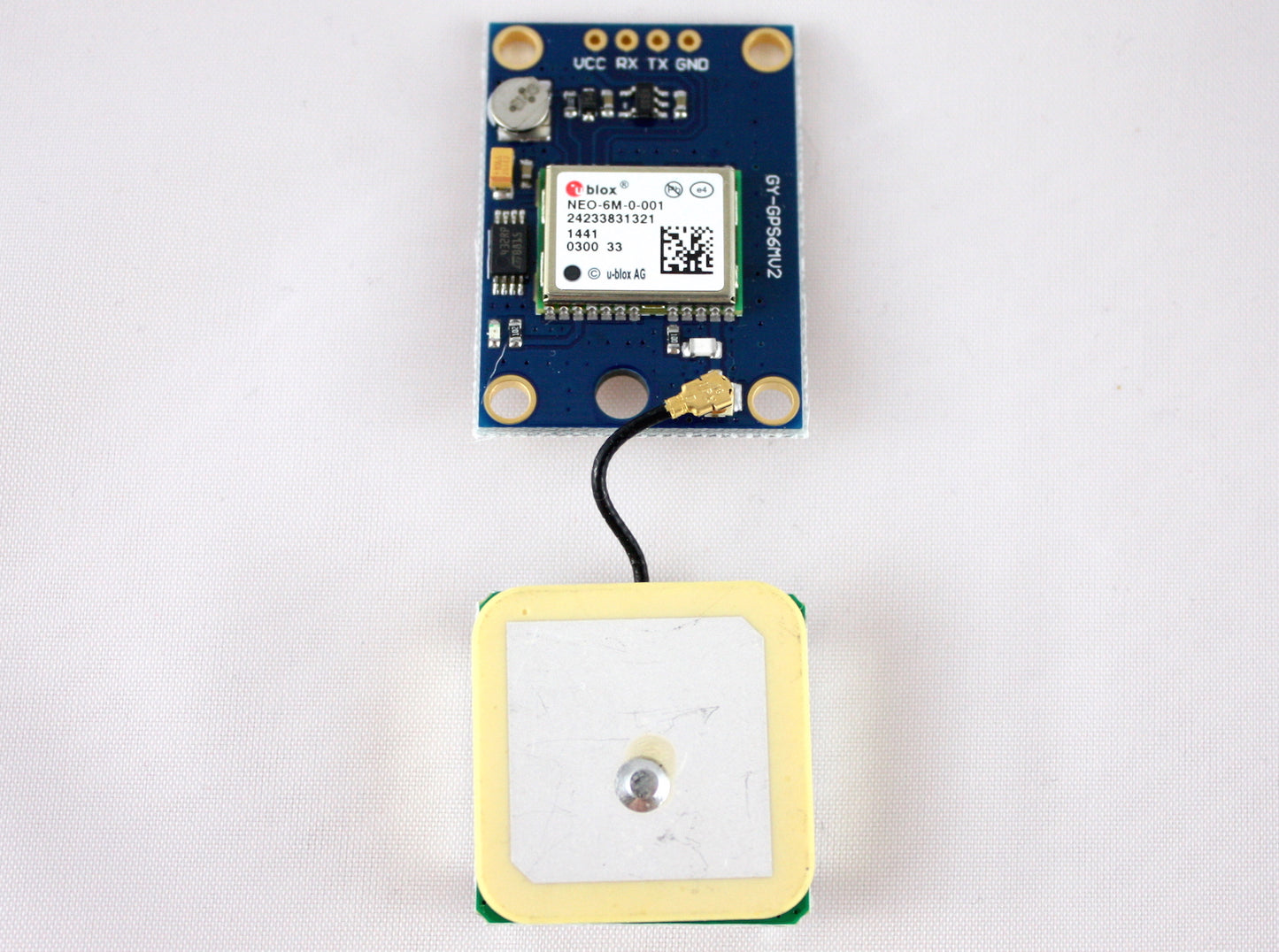 GPS Module with u-blox NEO-6M and Ceramic Antenna | Paradisetronic.com